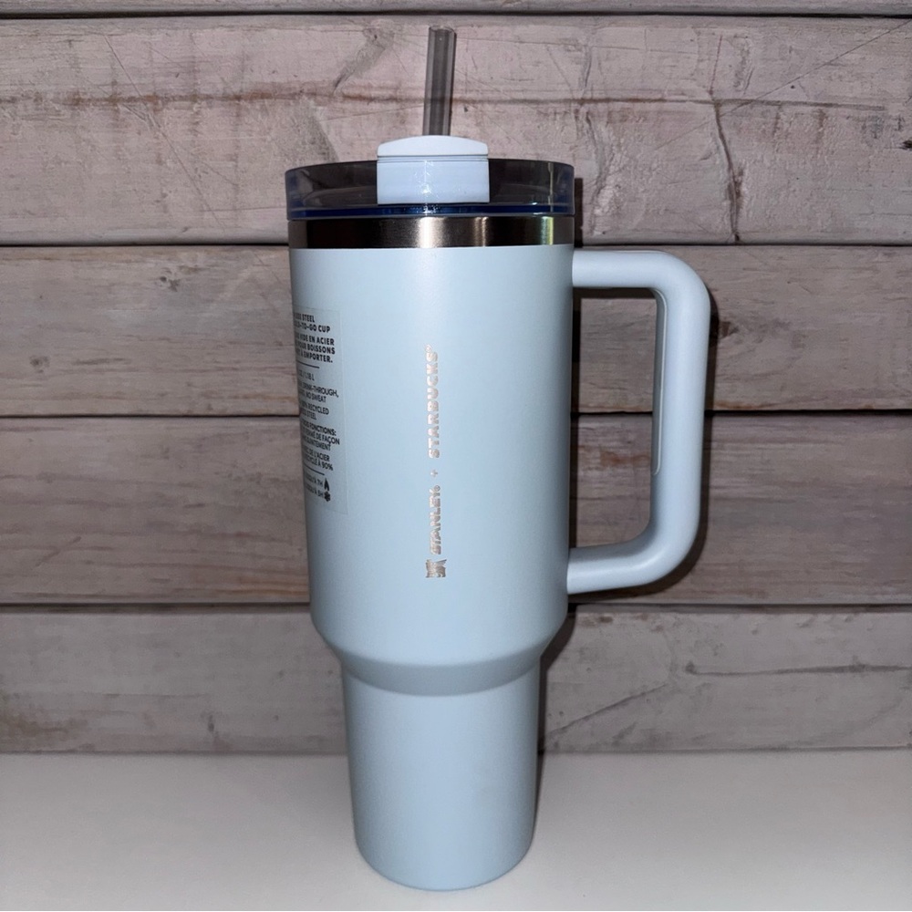Stanley x Starbucks 40oz Quencher Tumbler - Spring Cinderella Blue - NWT, 2024